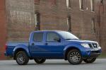 Nissan Frontier Crew Cab 4x4 2012 года